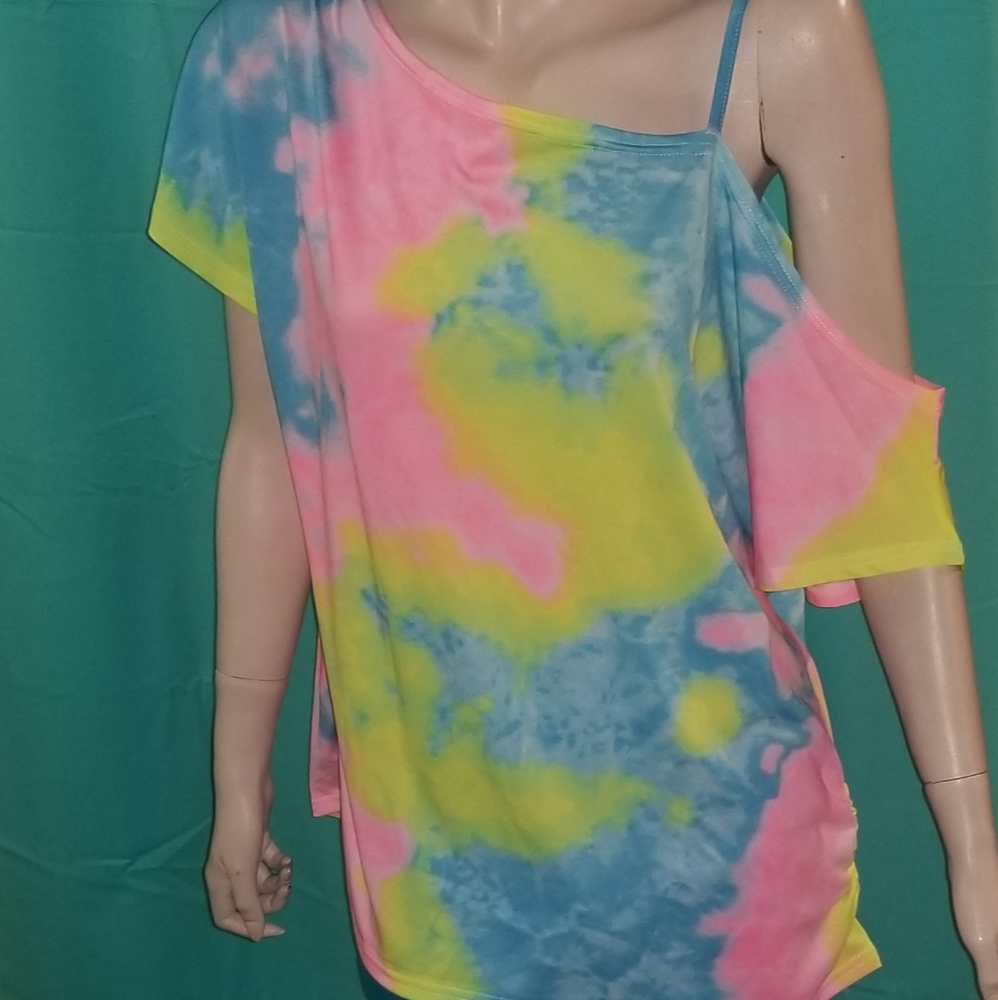 Tye dye top